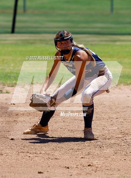 Thumbnail 2 in Kingfisher @ (JV) Woodward photogallery.