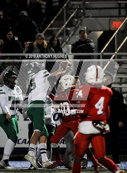 Thumbnail 3 in Farmingdale vs. Freeport (Nassau County Conference I Final) photogallery.