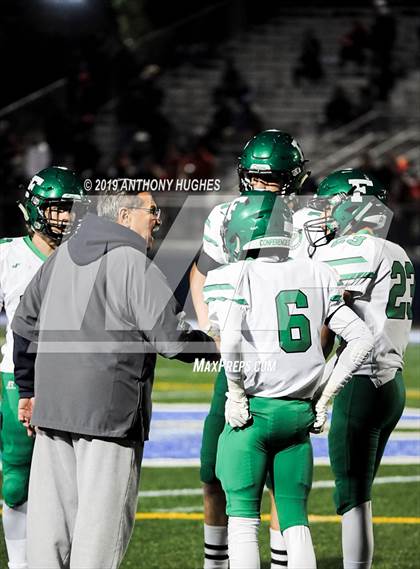 Thumbnail 2 in Farmingdale vs. Freeport (Nassau County Conference I Final) photogallery.