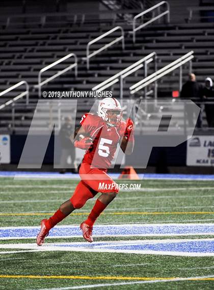 Thumbnail 1 in Farmingdale vs. Freeport (Nassau County Conference I Final) photogallery.