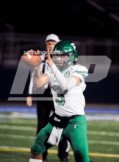 Thumbnail 1 in Farmingdale vs. Freeport (Nassau County Conference I Final) photogallery.