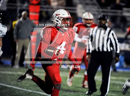 Thumbnail 2 in Farmingdale vs. Freeport (Nassau County Conference I Final) photogallery.
