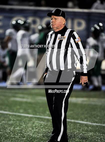Thumbnail 2 in Farmingdale vs. Freeport (Nassau County Conference I Final) photogallery.