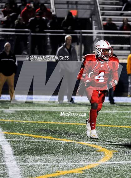 Thumbnail 3 in Farmingdale vs. Freeport (Nassau County Conference I Final) photogallery.
