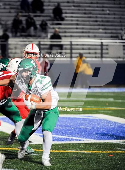 Thumbnail 2 in Farmingdale vs. Freeport (Nassau County Conference I Final) photogallery.
