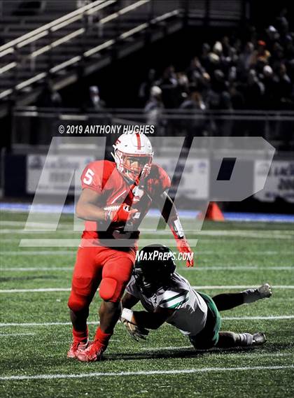 Thumbnail 3 in Farmingdale vs. Freeport (Nassau County Conference I Final) photogallery.