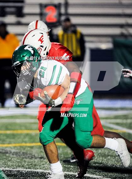 Thumbnail 3 in Farmingdale vs. Freeport (Nassau County Conference I Final) photogallery.