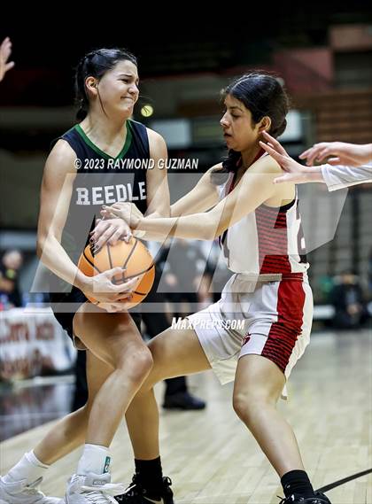 Thumbnail 3 in Reedley vs. Arvin (CIF CS Division 5 Championship) photogallery.