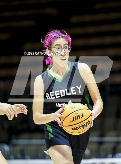Thumbnail 2 in Reedley vs. Arvin (CIF CS Division 5 Championship) photogallery.