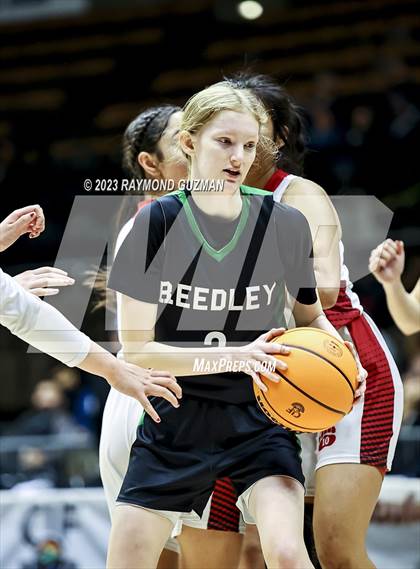 Thumbnail 2 in Reedley vs. Arvin (CIF CS Division 5 Championship) photogallery.