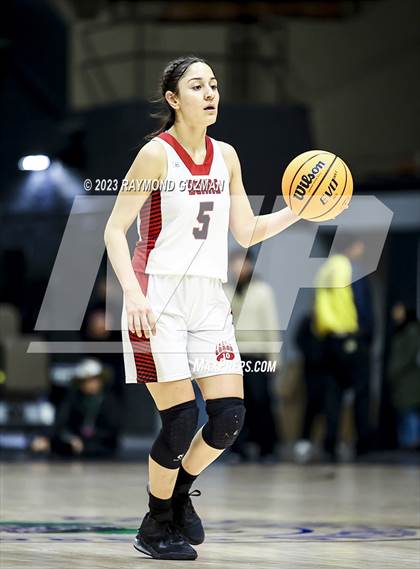 Thumbnail 2 in Reedley vs. Arvin (CIF CS Division 5 Championship) photogallery.