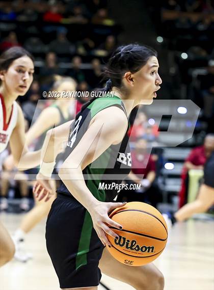 Thumbnail 1 in Reedley vs. Arvin (CIF CS Division 5 Championship) photogallery.