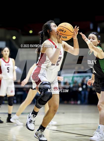 Thumbnail 3 in Reedley vs. Arvin (CIF CS Division 5 Championship) photogallery.