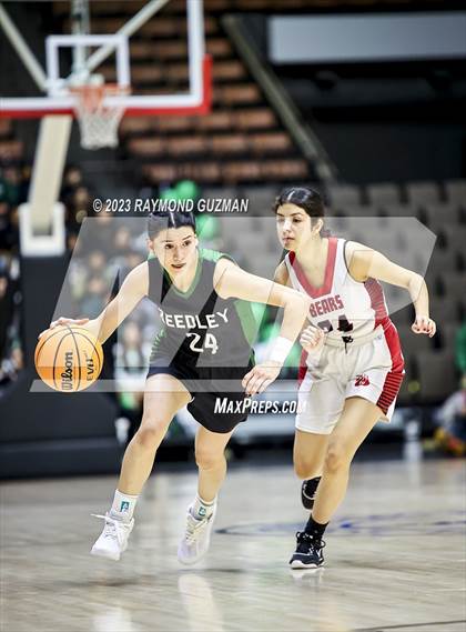 Thumbnail 2 in Reedley vs. Arvin (CIF CS Division 5 Championship) photogallery.