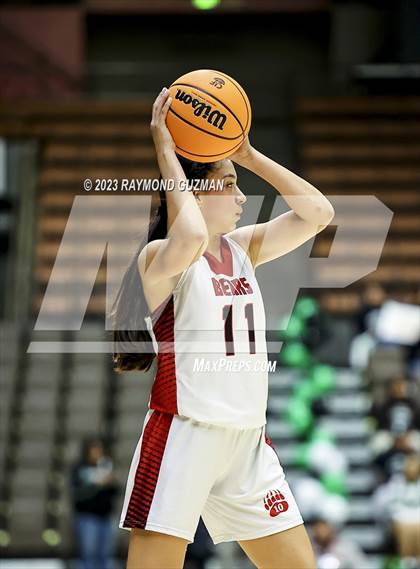Thumbnail 1 in Reedley vs. Arvin (CIF CS Division 5 Championship) photogallery.