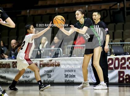 Thumbnail 2 in Reedley vs. Arvin (CIF CS Division 5 Championship) photogallery.