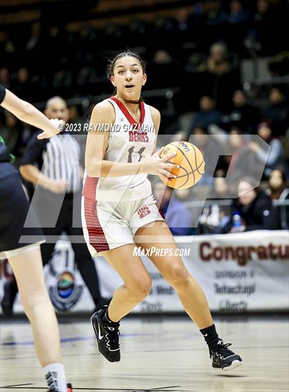 Thumbnail 3 in Reedley vs. Arvin (CIF CS Division 5 Championship) photogallery.
