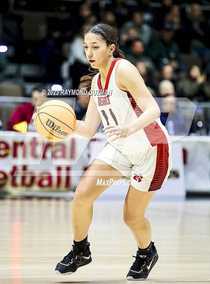 Thumbnail 3 in Reedley vs. Arvin (CIF CS Division 5 Championship) photogallery.