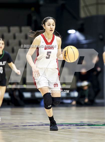 Thumbnail 2 in Reedley vs. Arvin (CIF CS Division 5 Championship) photogallery.