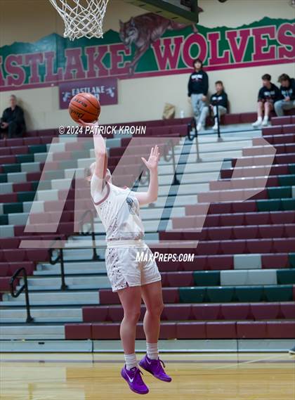 Thumbnail 3 in Newport - Bellevue @ Eastlake photogallery.