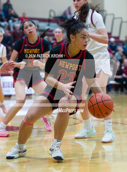 Thumbnail 3 in Newport - Bellevue @ Eastlake photogallery.