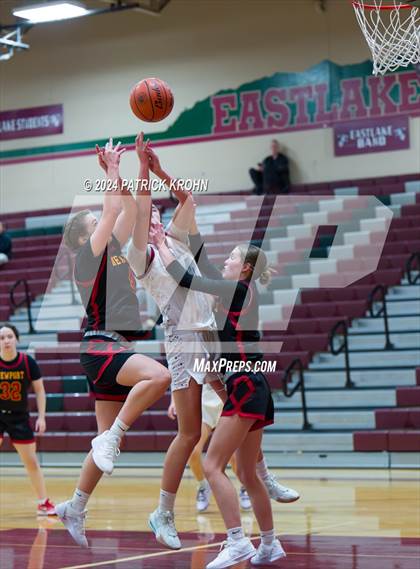 Thumbnail 3 in Newport - Bellevue @ Eastlake photogallery.