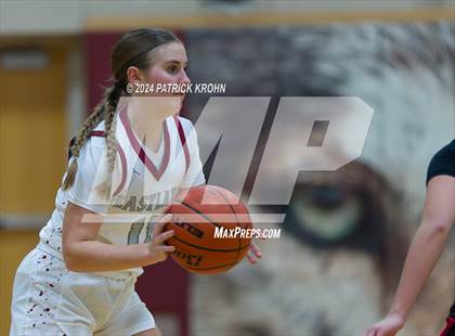 Thumbnail 3 in Newport - Bellevue @ Eastlake photogallery.