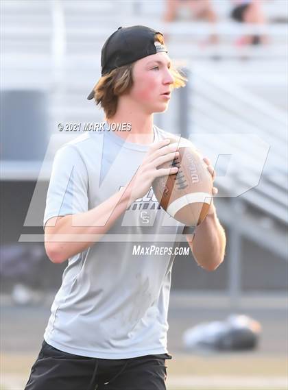Thumbnail 3 in Cactus Shadows (Pinnacle 7-on-7 Tournament) photogallery.