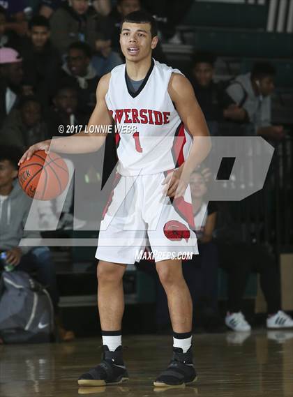 Thumbnail 1 in Riverside vs Saunders (MLK Showcase) photogallery.