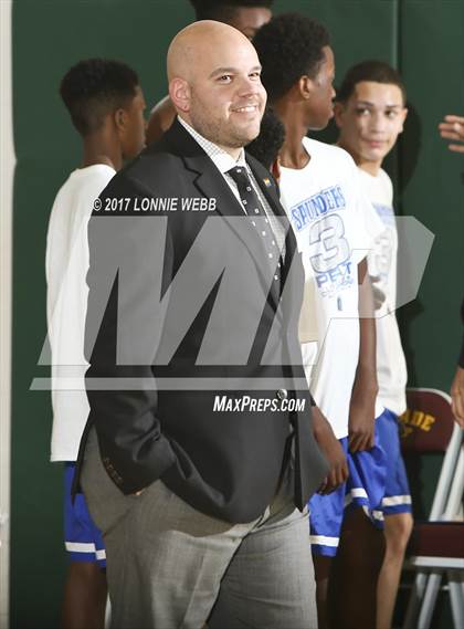 Thumbnail 1 in Riverside vs Saunders (MLK Showcase) photogallery.