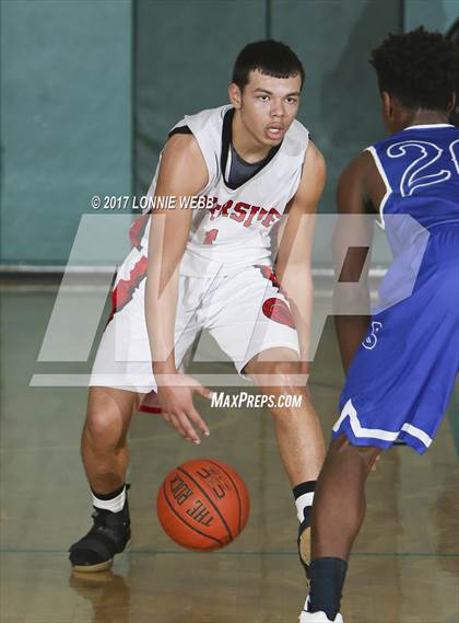 Thumbnail 2 in Riverside vs Saunders (MLK Showcase) photogallery.