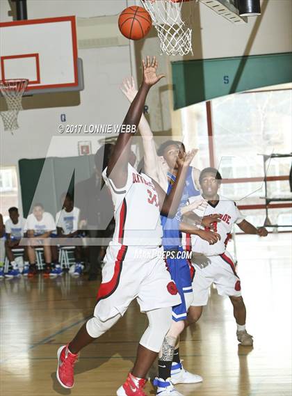 Thumbnail 3 in Riverside vs Saunders (MLK Showcase) photogallery.