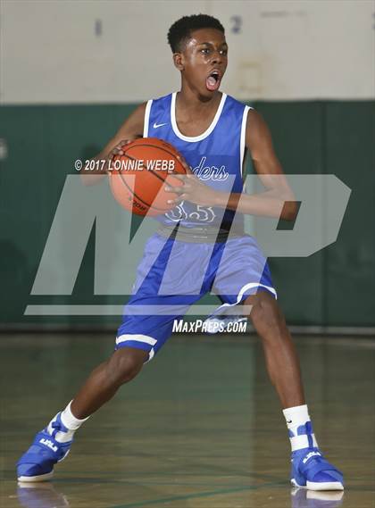 Thumbnail 3 in Riverside vs Saunders (MLK Showcase) photogallery.