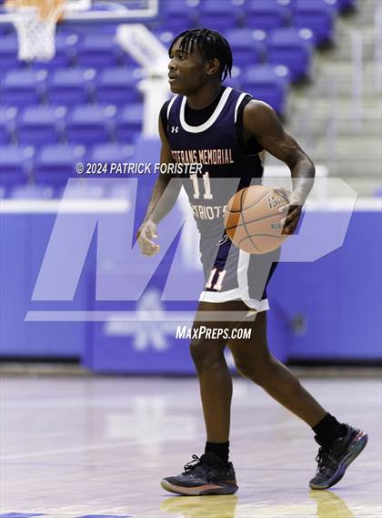 Thumbnail 2 in Reagan vs. Veterans Memorial (NEISD/NISD Tournament Round 2) photogallery.