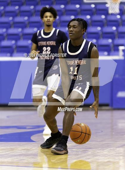 Thumbnail 1 in Reagan vs. Veterans Memorial (NEISD/NISD Tournament Round 2) photogallery.
