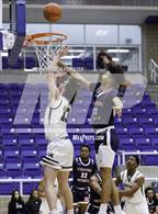 Photo from the gallery "Reagan vs. Veterans Memorial (NEISD/NISD Tournament Round 2)"