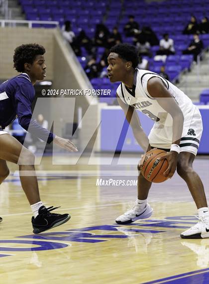 Thumbnail 2 in Reagan vs. Veterans Memorial (NEISD/NISD Tournament Round 2) photogallery.