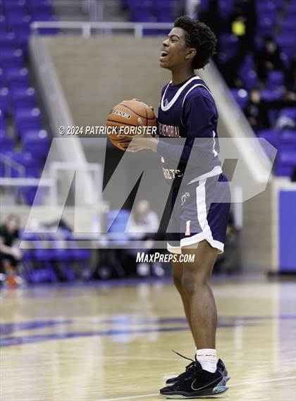 Thumbnail 1 in Reagan vs. Veterans Memorial (NEISD/NISD Tournament Round 2) photogallery.