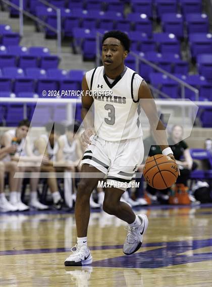 Thumbnail 3 in Reagan vs. Veterans Memorial (NEISD/NISD Tournament Round 2) photogallery.