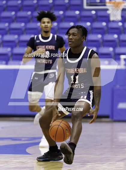 Thumbnail 1 in Reagan vs. Veterans Memorial (NEISD/NISD Tournament Round 2) photogallery.
