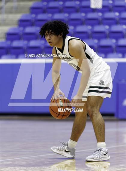 Thumbnail 2 in Reagan vs. Veterans Memorial (NEISD/NISD Tournament Round 2) photogallery.