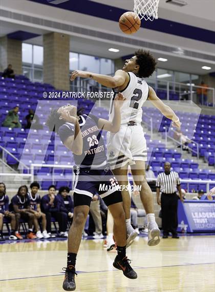 Thumbnail 3 in Reagan vs. Veterans Memorial (NEISD/NISD Tournament Round 2) photogallery.
