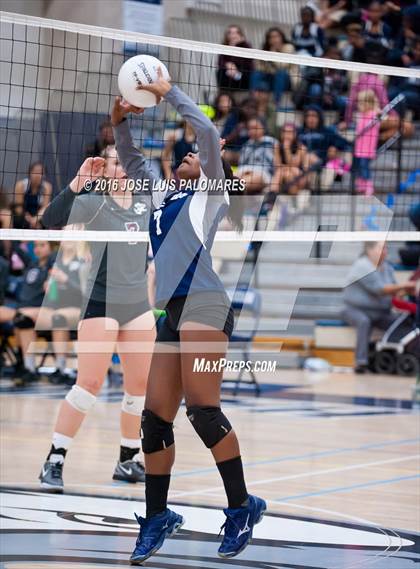 Thumbnail 1 in Granite Hills @ Silverado photogallery.
