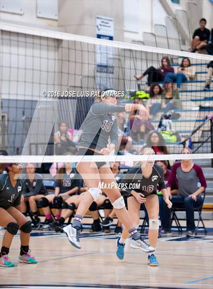 Thumbnail 2 in Granite Hills @ Silverado photogallery.