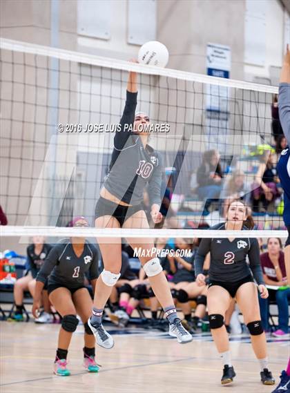Thumbnail 2 in Granite Hills @ Silverado photogallery.
