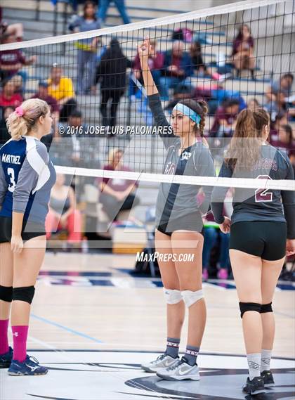 Thumbnail 1 in Granite Hills @ Silverado photogallery.