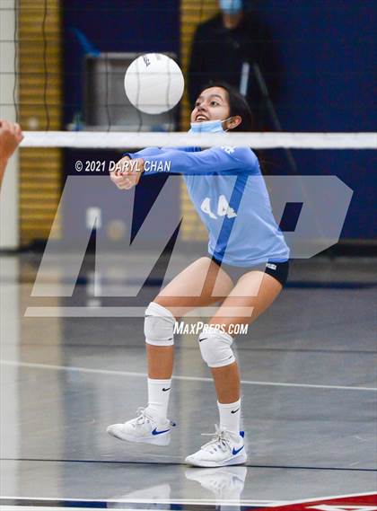 Thumbnail 1 in Gabrielino @ Maranatha photogallery.