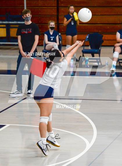 Thumbnail 2 in Gabrielino @ Maranatha photogallery.