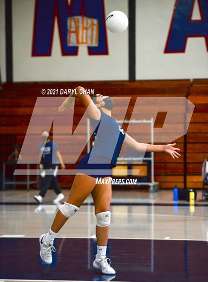 Thumbnail 2 in Gabrielino @ Maranatha photogallery.