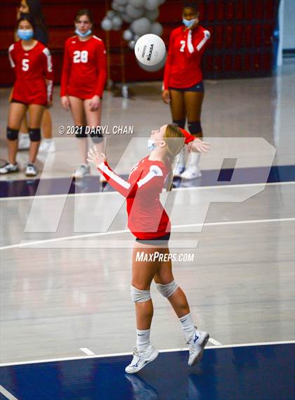 Thumbnail 2 in Gabrielino @ Maranatha photogallery.